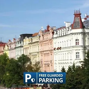 Apartment Zahradni