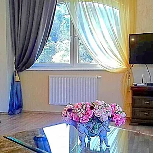 Apartment Lyra